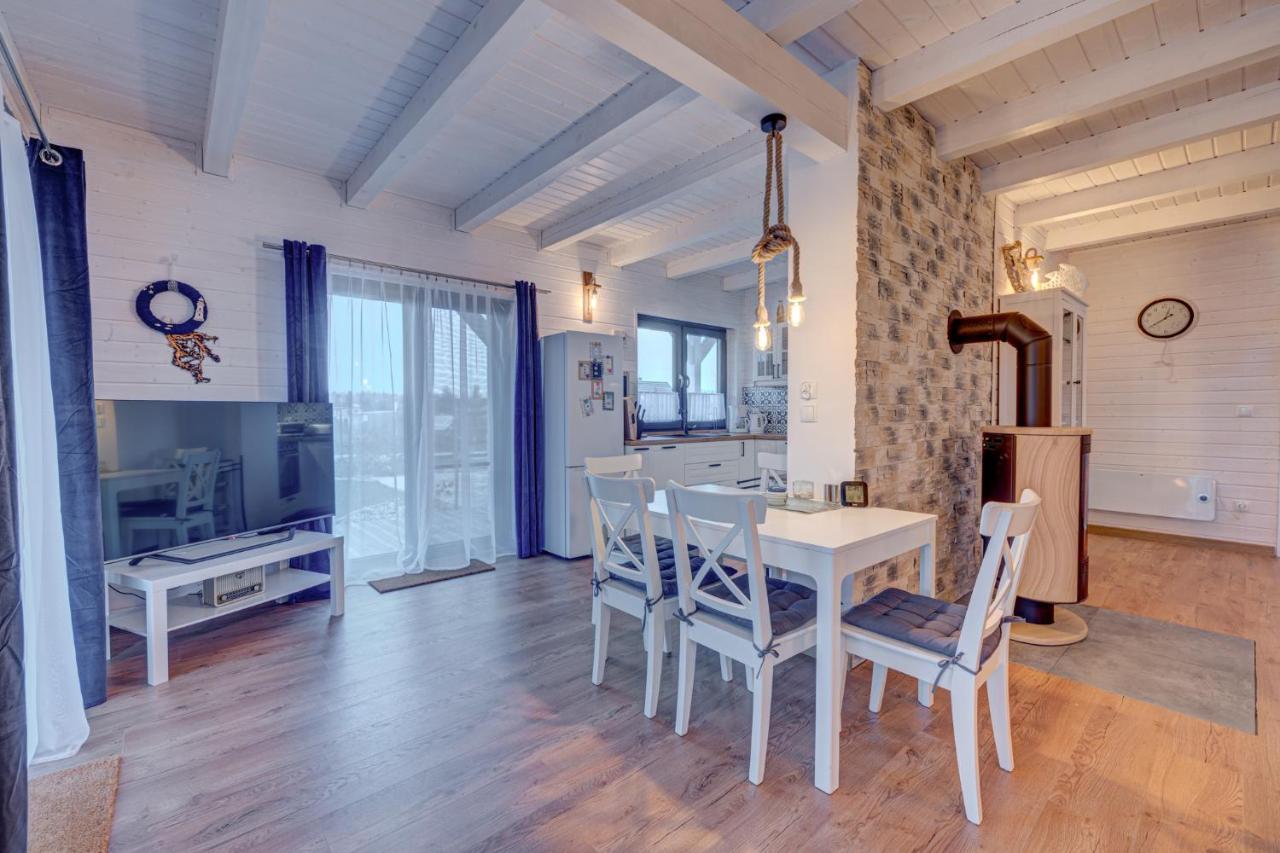 Dom Wakacyjny Baltic Home & Dom Baltic Home Garden Inn Zastan 외부 사진